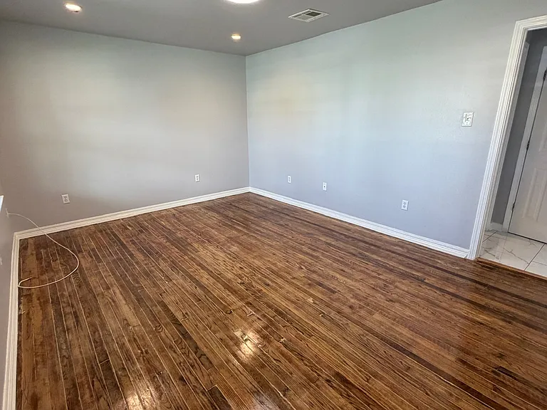 5923 Painters St — Photo 5