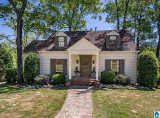 2923 Balmoral Rd, Mountain Brook, AL 35223
