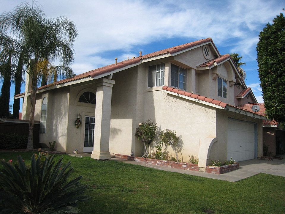 COMPLIMENTS OF PARK PLACE REAL ESTATE