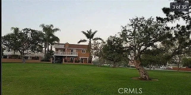5 bed, 2418 sqft, $5,500 — Photo 1