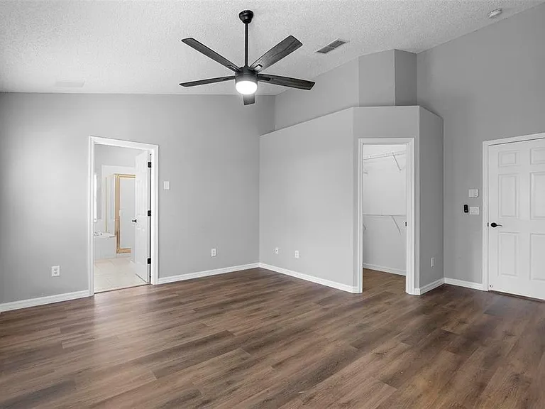 846 Grand Hughey Ct — Photo 18