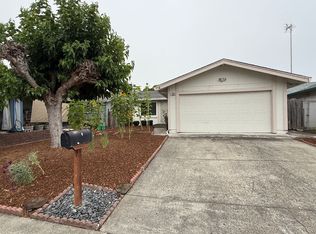 1363 Garmont Ct, Rohnert Park, CA 94928