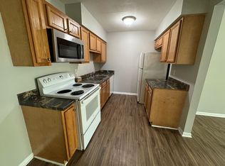 147 Lakeshore Dr #UNI, Lexington, KY 40502