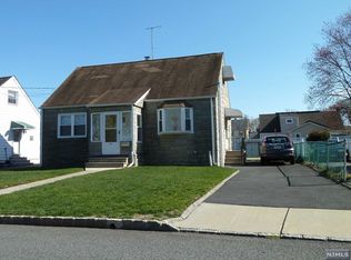 27 Overhill Rd, Belleville, NJ 07109