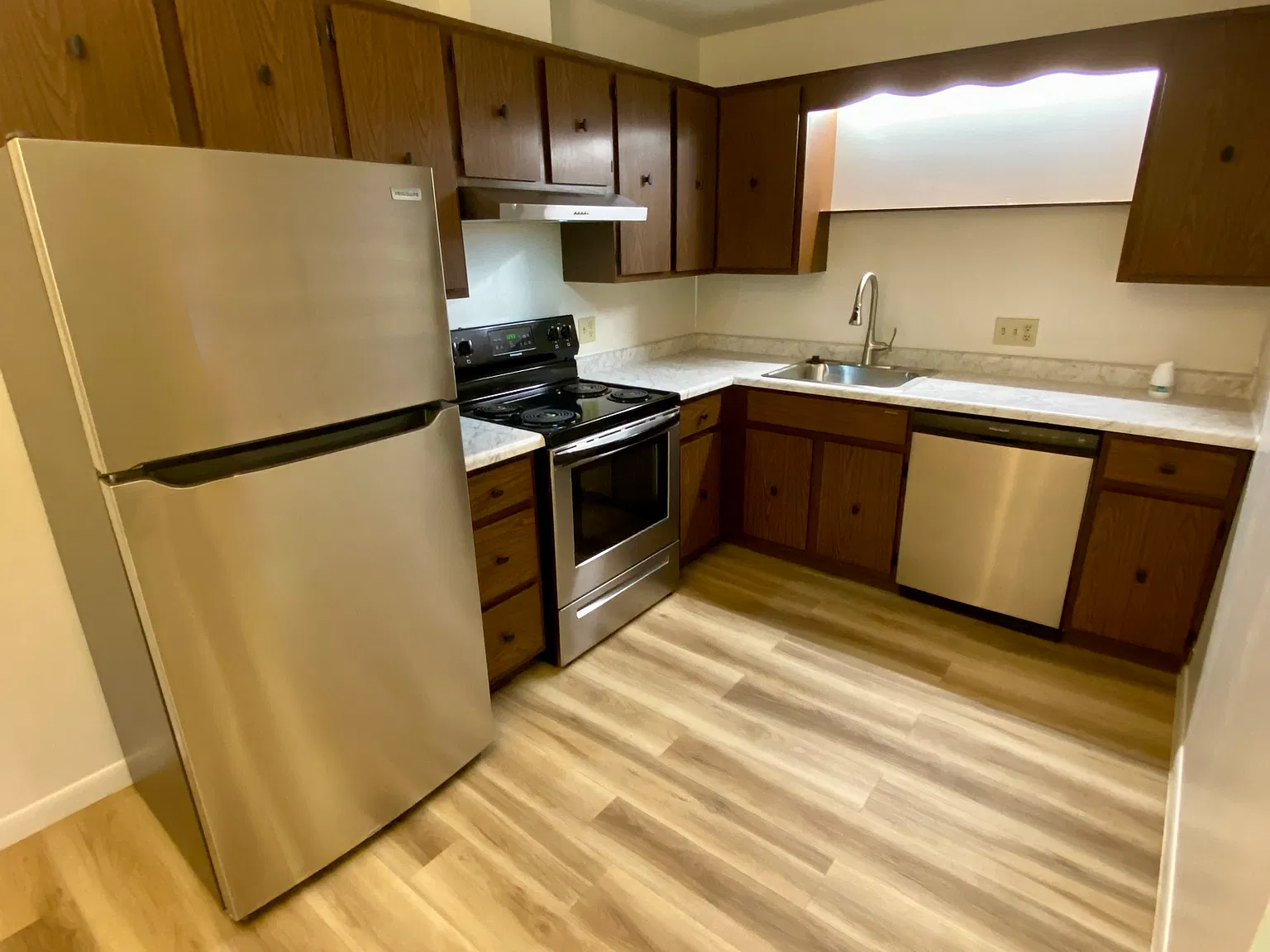 2 bed, 625 sqft, $1,000 — Photo 2