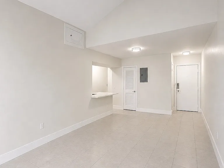 9731 Fontainebleau Blvd #F301 — Photo 4