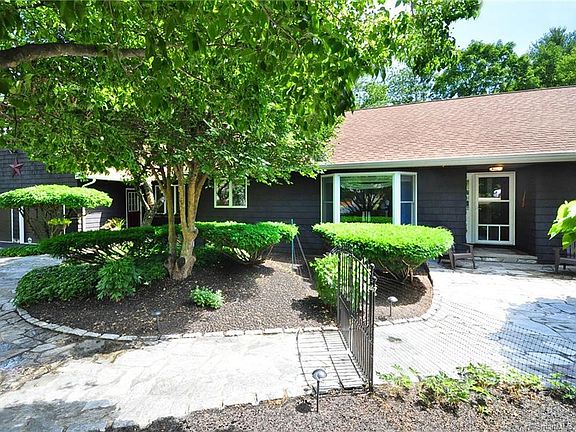 3rd image of 463 E Hyerdale Dr