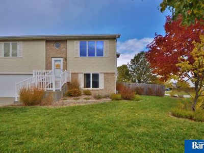 2040 Greenspire Dr, Lincoln, NE, 68521