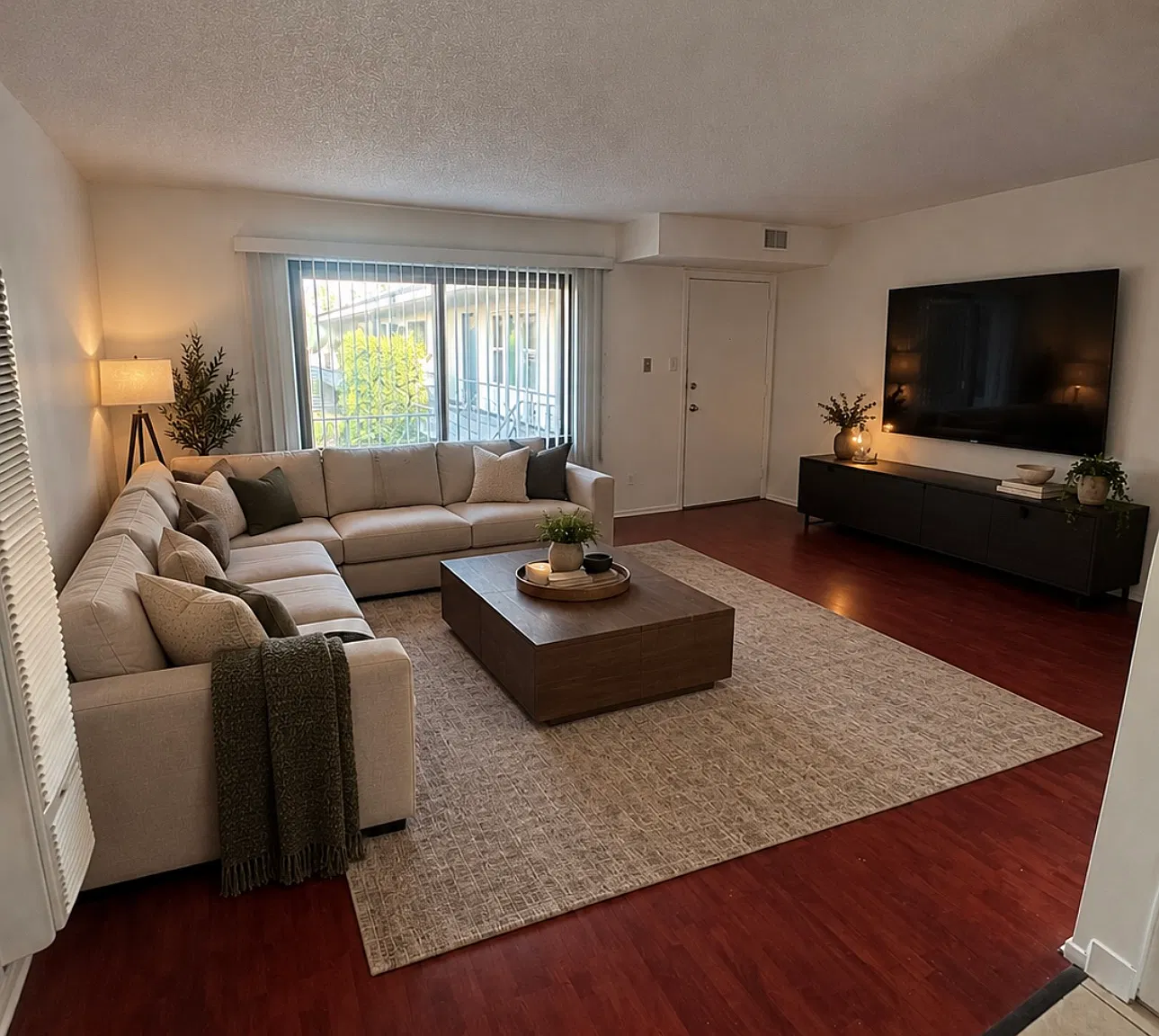 1 bed, 750 sqft, $1,895 — Photo 1