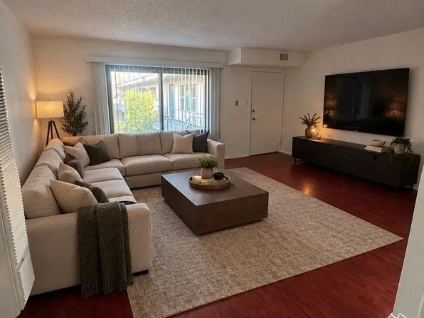 8619 Belford Ave #20A, Los Angeles, CA 90045