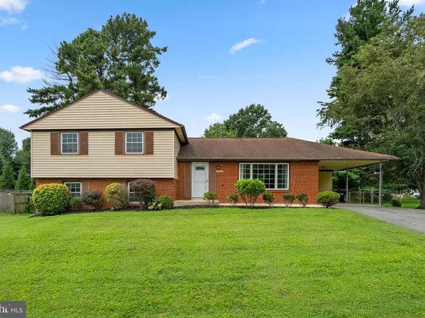 18724 Bloomfield Rd, Olney, MD 20832