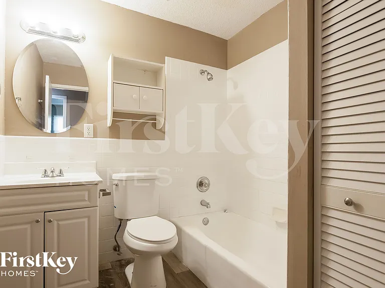 9553 Winkler Dr — Photo 13