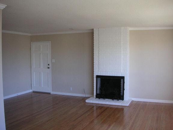 5th image of 241 Gateway Dr