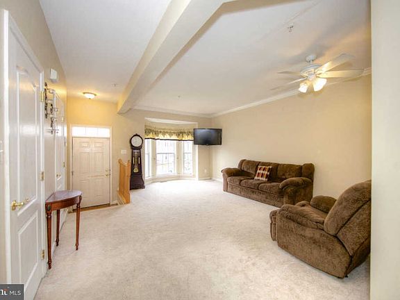5th image of 599 Kirkcaldy Way