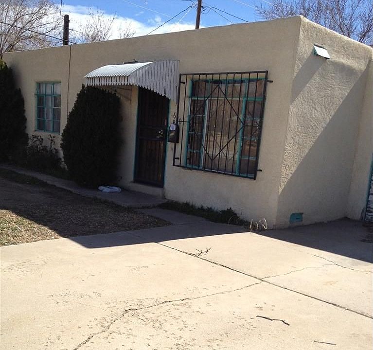 1st image of 600 San Pedro Dr SE