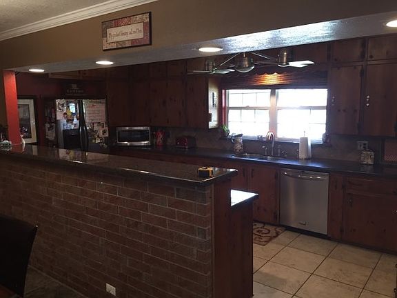 5th image of 1521 Ramona Dr