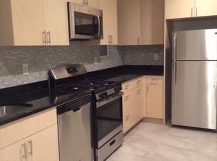 322 E 82nd St APT GD, New York, NY 10028