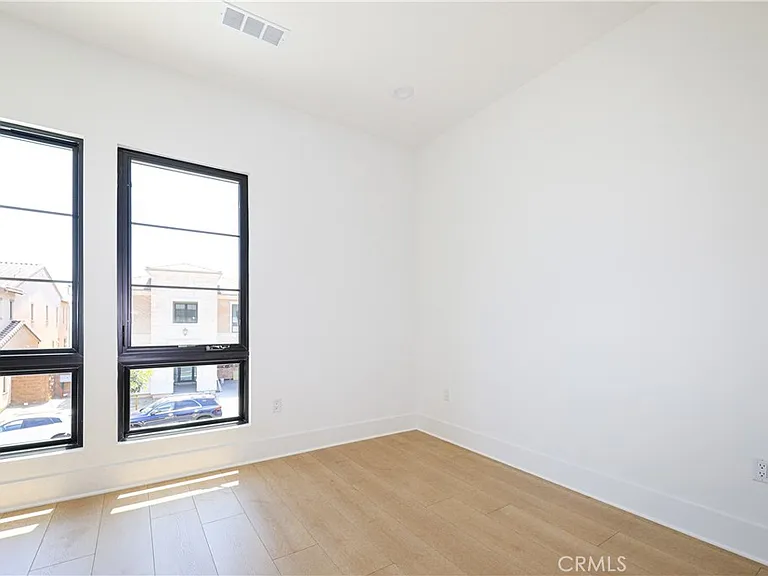446 Ridgecrest — Photo 33