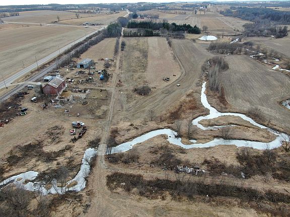 3rd image of N5413 County Rd S