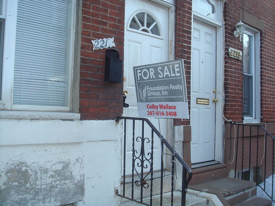 1st image of 2217 S Darien St