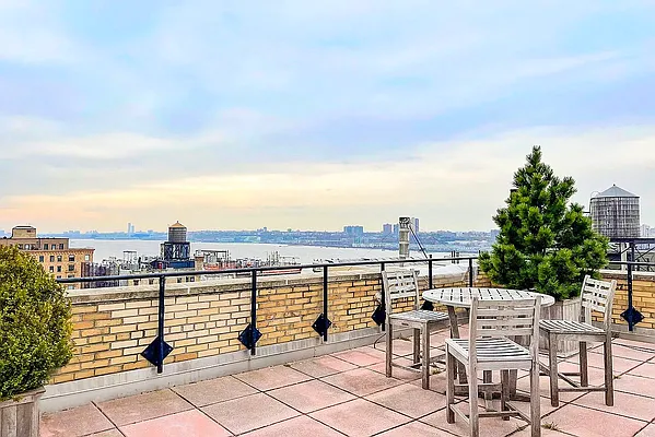 Sold by SERHANT. | media 8