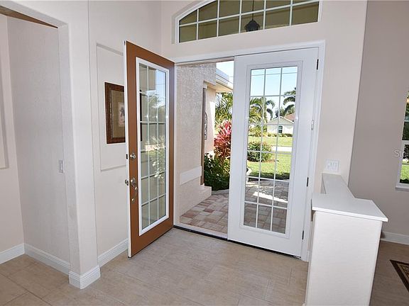 2nd image of 211 White Marsh Ln