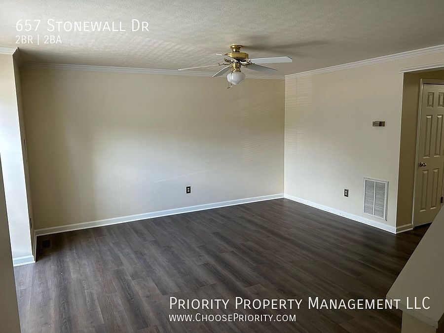1st image of 657 Stonewall Dr