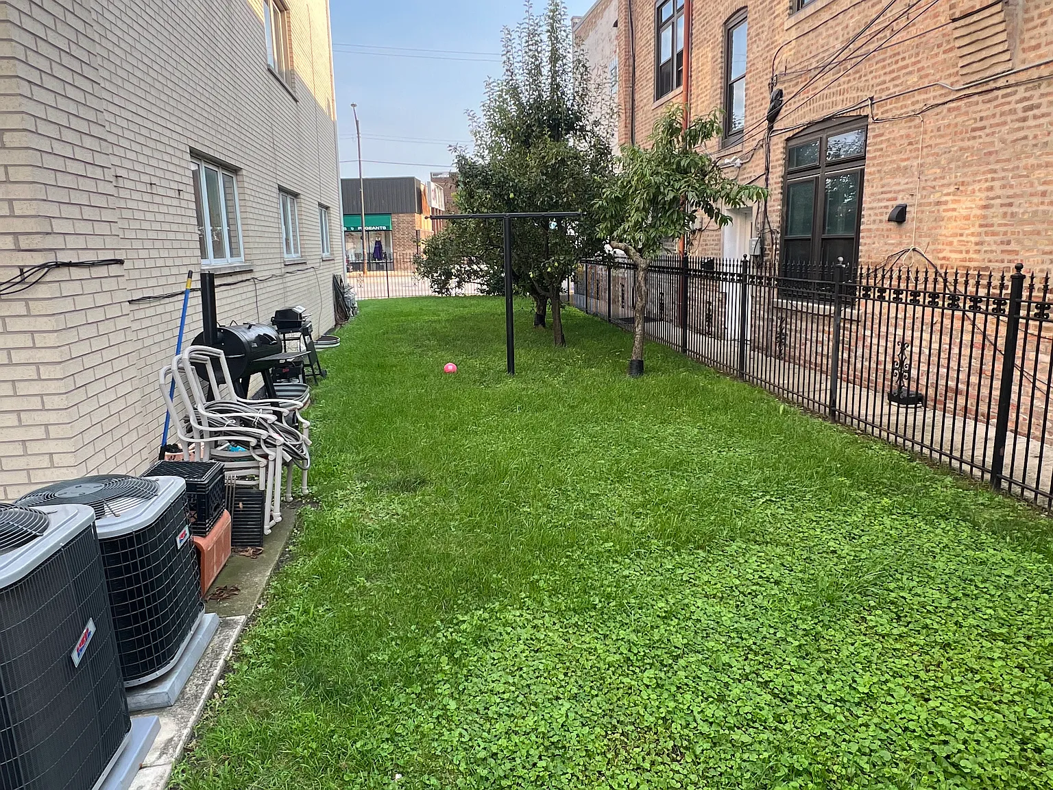 3 bed, 1500 sqft, $1,900 — Photo 4