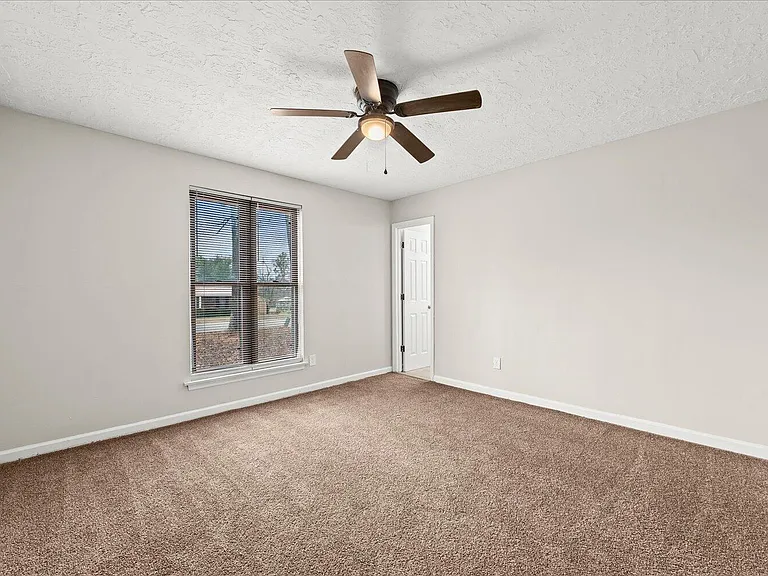 2357 Basswood Dr — Photo 6