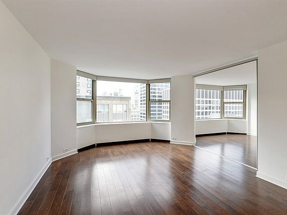 4th image of 535 N Michigan Ave APT 2801