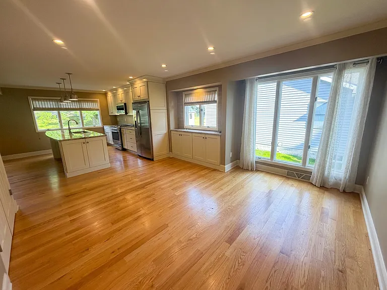 53 Huntleigh Dr — Photo 6