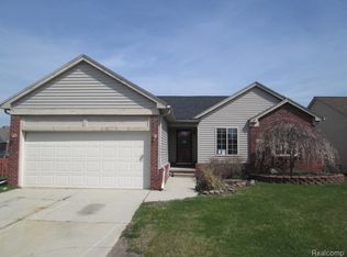 52103 Defever Ln, Chesterfield, MI 48047