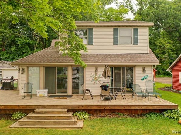 Portage Lake - Pinckney MI Real Estate - 12 Homes For Sale | Zillow