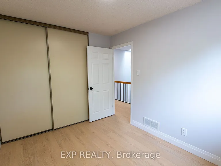 710 Coronation Ave #7 — Photo 15