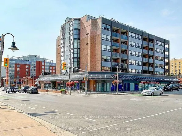 80 Athol St E #205, Oshawa, ON L1H 8B7