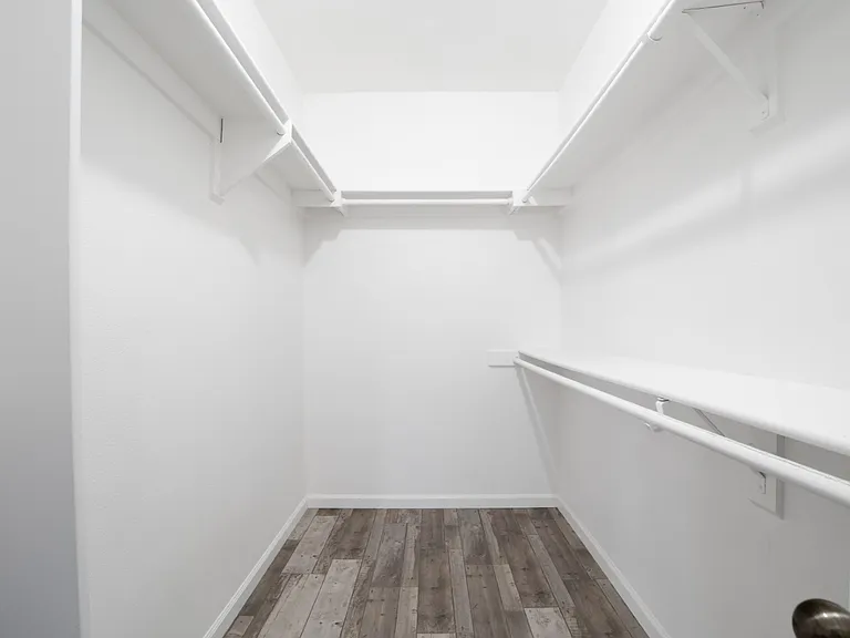 13331 Moorpark St #206 — Photo 13