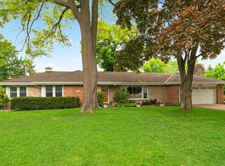 2435 Pascal St, Saint Paul, MN 55113