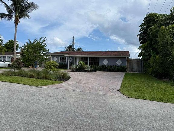 4th image of 1520 NE 35th Street #1520
