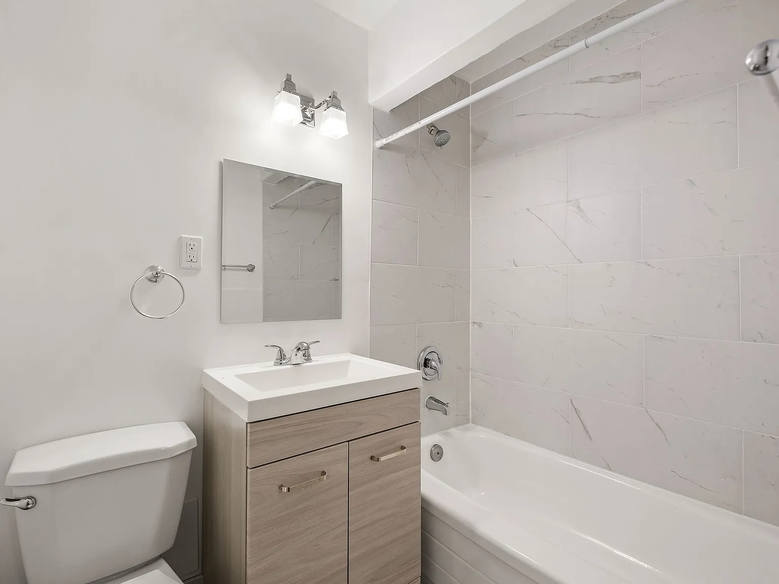 Grange Apartments — Photo 4