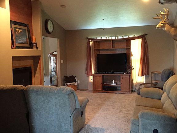 4th image of 10559 Brenton Ct