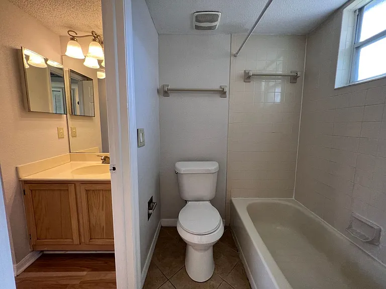 4803 Normandy Pl #201 — Photo 13