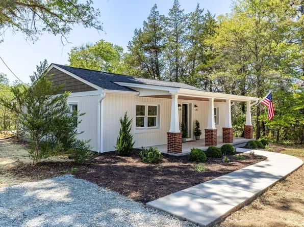 2155 Thomas Jefferson Pkwy, Charlottesville, VA 22902