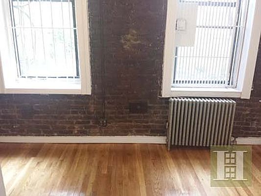 4th image of 630 E 9th St APT 4