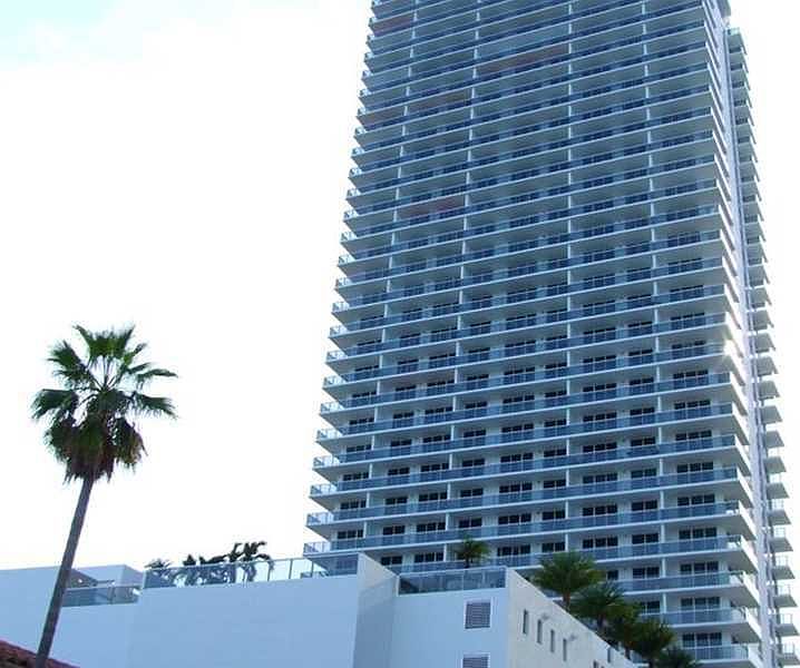 1st image of 600 NE 27th St APT 3604