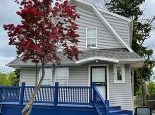 3000 Dickerson St, Detroit, MI 48215