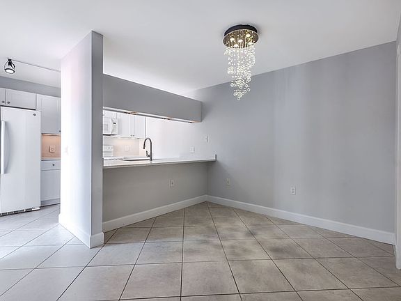 2nd image of 185 Charter Way