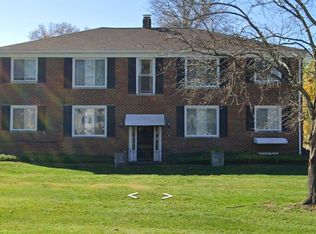 206 Kenridge Rd, Akron, OH 44333