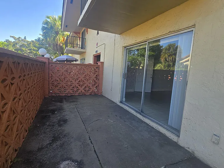 11606 NW 29th St #1-A — Photo 10
