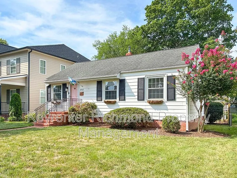 4707 Fitzhugh Ave — Photo 2