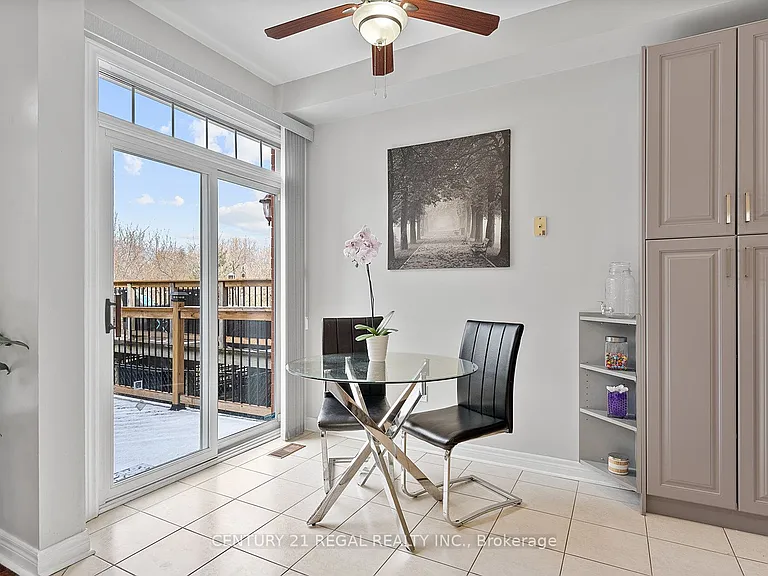 42 Ballymore Dr — Photo 21